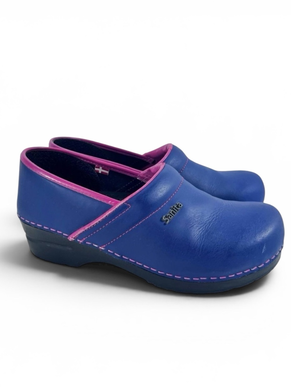 Sanita Professional San Flex Closed Back Clogs in Blue/Pink